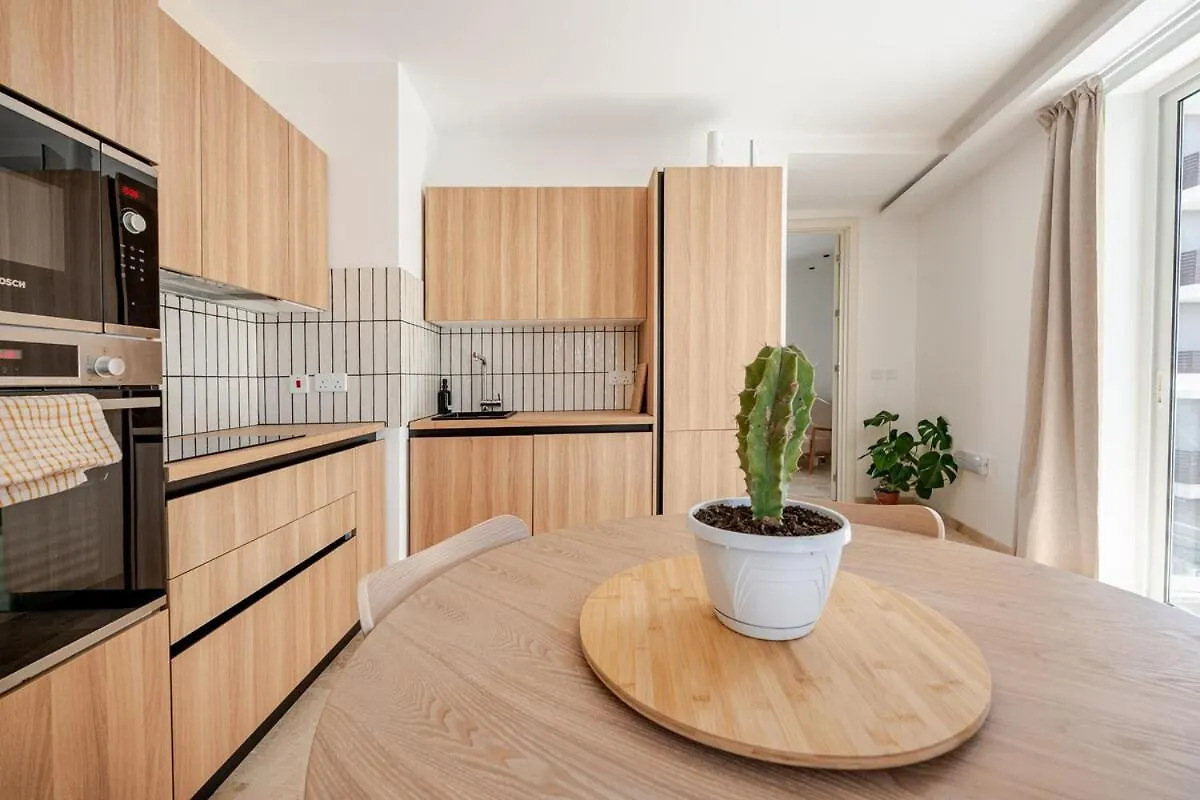 Saint Julian's 1Bed Apt Close To Balluta Bay